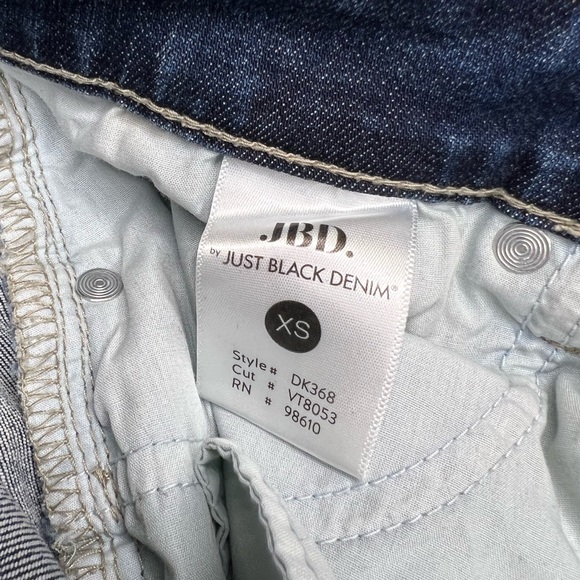 JBD. JUST BLACK DENIM Mini Jean Skirt - Picture 13 of 13